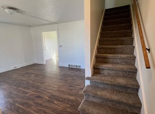 25 E Gray St, Des Moines, IA 50315