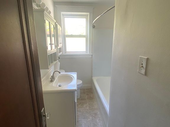5th image of 7675 Wise Ave #1