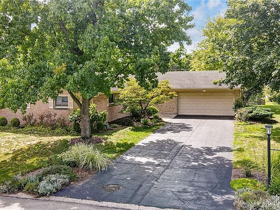 2nd image of 3307 Highgrove Pl