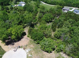 727 Biltmore Dr, Jefferson City, MO 65109