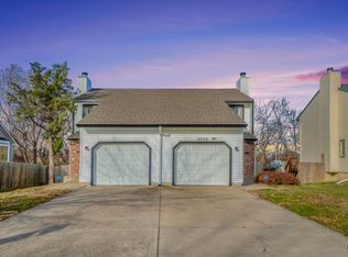 6038 SW 25th St, Topeka, KS 66614