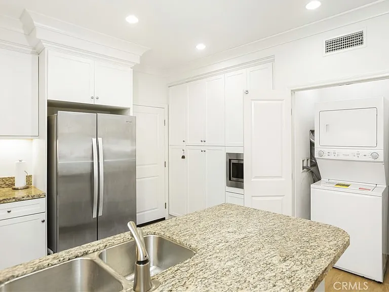 41 Kempton — Photo 11