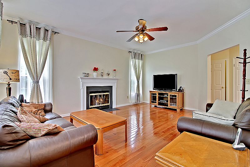 2nd image of 21 Jarman Pl