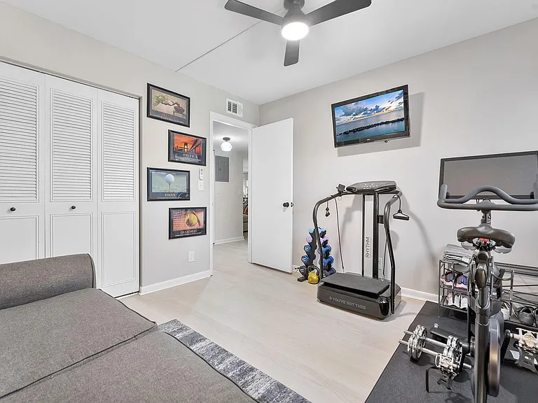 11230 Green Lake Dr #204 — Photo 19