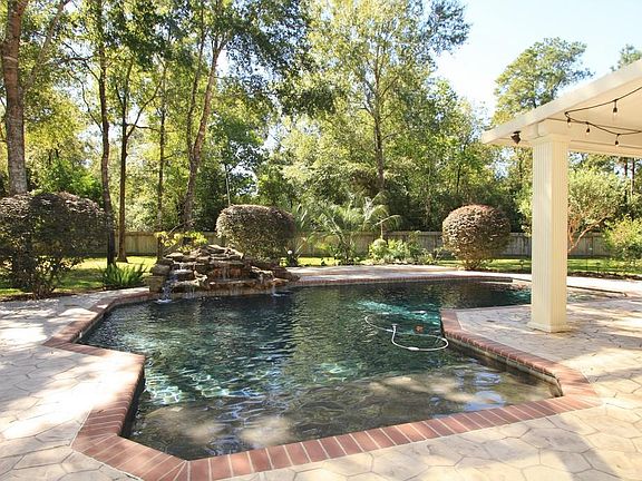3rd image of 2335 Timbercreek Trl
