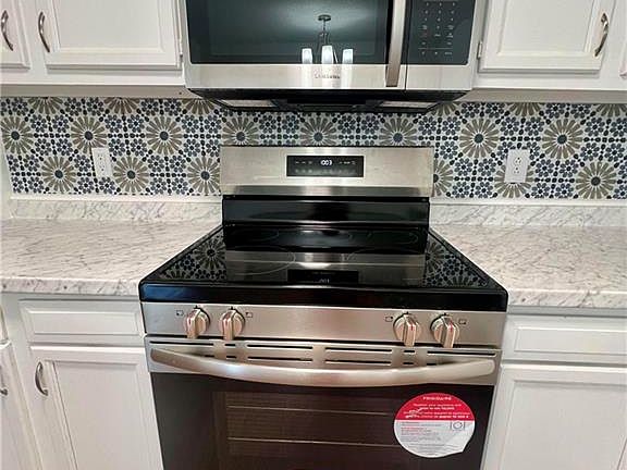 3rd image of 2200 Blair Khazan Dr