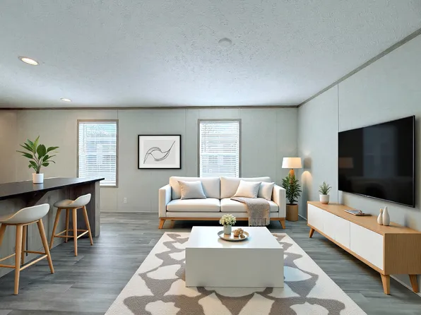 52792 S Zacharias Ct, Chesterfield, MI 48051