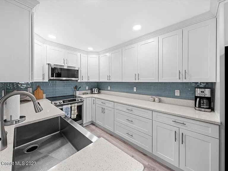 7801 Ridgewood Ave #1 — Photo 14