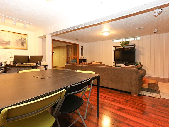 4th image of 441 Timberland Dr