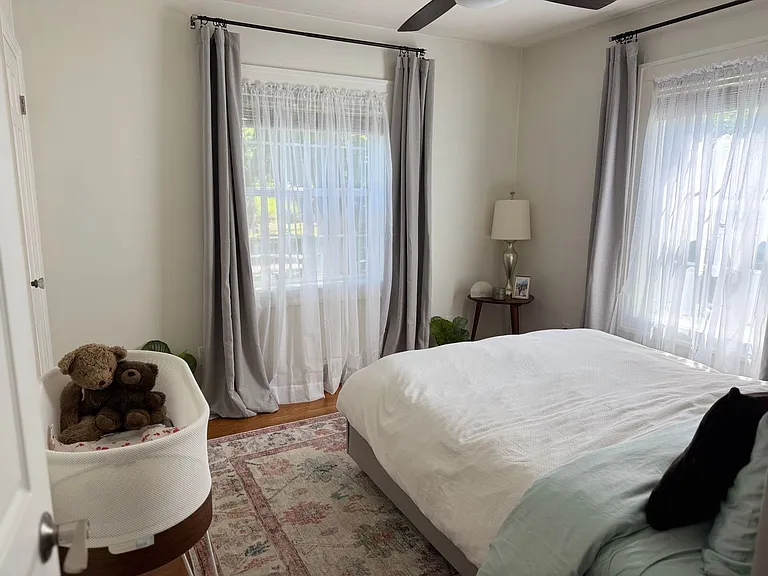 2163 Englewood Dr SE — Photo 32