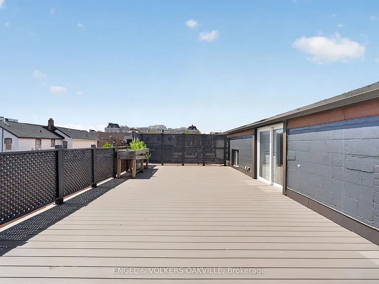 84 Reynolds St #2 — Photo 35