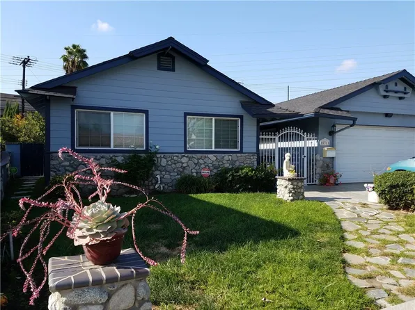 15311 Cascade Ln, Huntington Beach, CA 92647