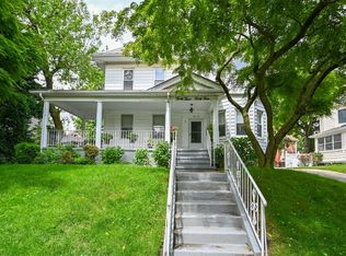 3344 159th St, Flushing, NY 11358