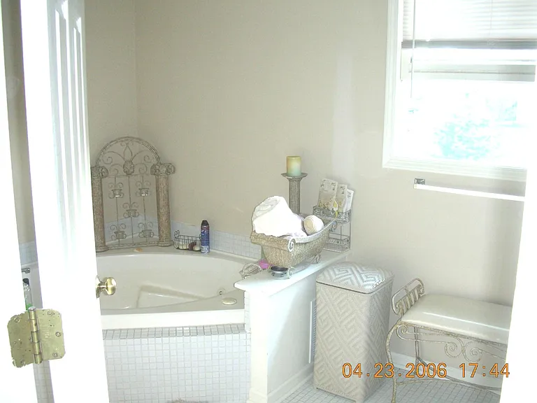 5811 Constitution Ave — Photo 10