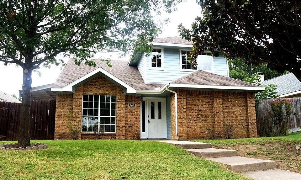 1st image of 943 Sanders Dr