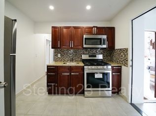 21-34 28th Ave #2C, Astoria, NY 11102