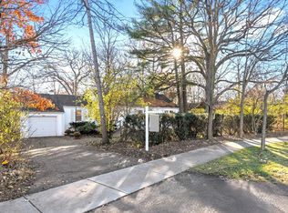 1805 Gilbert Ave, Downers Grove, IL 60515