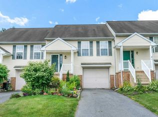 21 Cold Stream Dr, Lancaster, PA 17603
