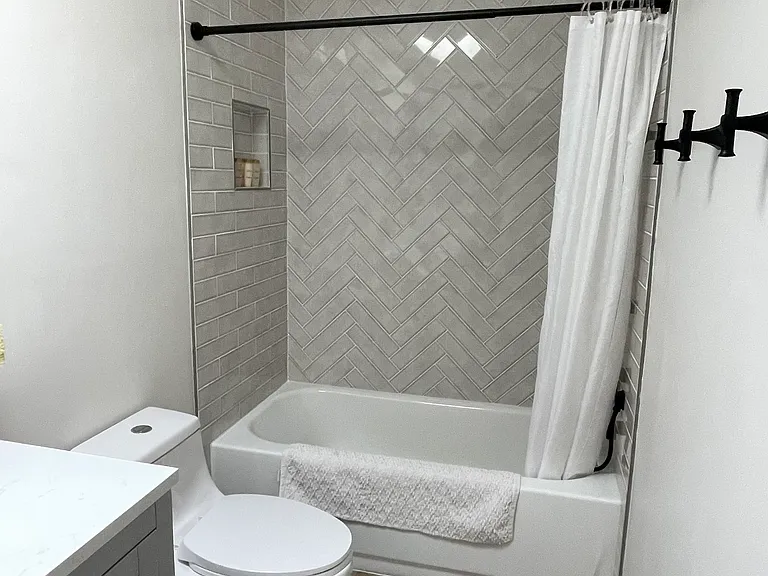 1316 E Susan Ln — Photo 21