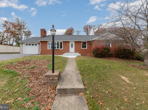 9804 Gunforge Rd, Perry Hall, MD 21128