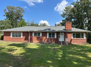 407 Elizabeth Dr, Greenville, SC 29615