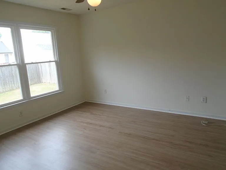 5595 Quietwood Pl — Photo 15