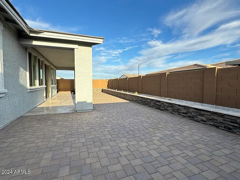14241 W Soft Wind Dr — Photo 22