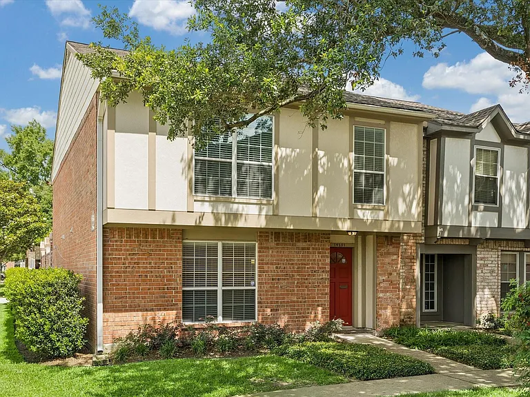 14201 Misty Meadow Ln — Photo 2
