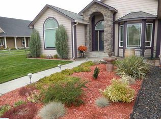 8817 Franklin Rd, Pasco, WA 99301