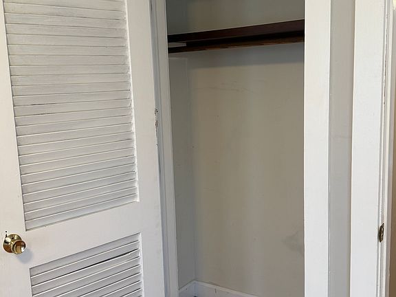 2nd image of 113 Park St #1