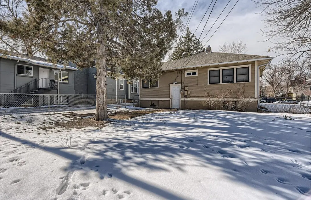 3 bed, 900 sqft, $1,350 — Photo 4
