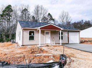 179 Ohio St, Chesnee, SC 29329