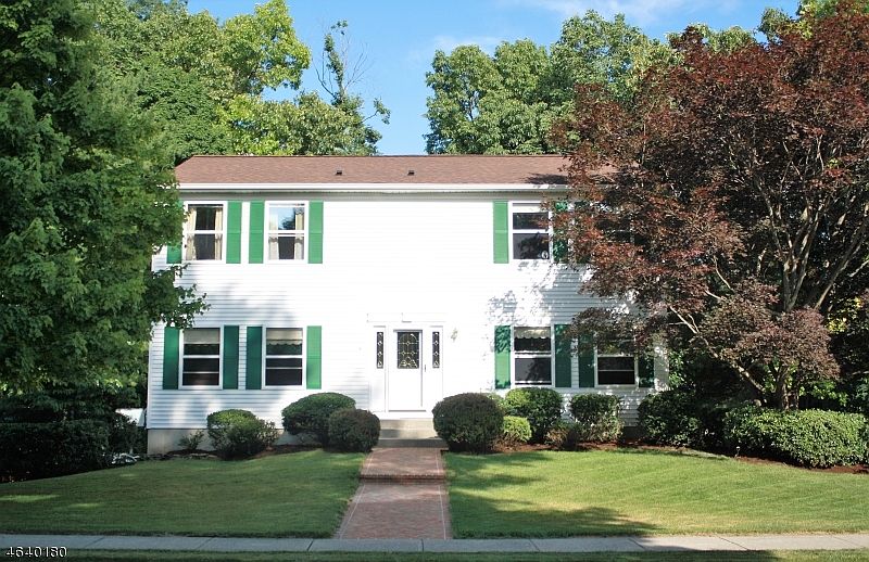 1st image of 41 Dogwood Dr