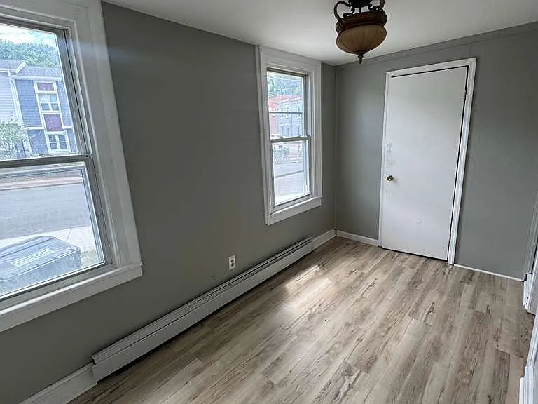 305 Jackson St #1 — Photo 15