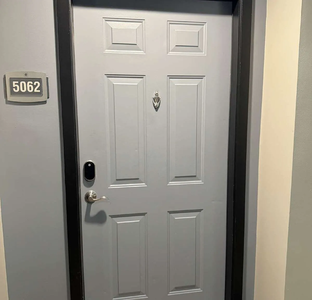 2 bed, 2.0 bath, 1115 sqft, $2,090 — Photo 3
