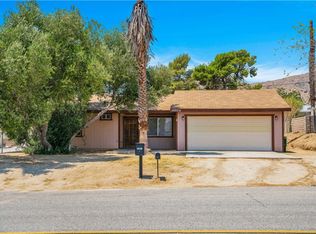 10934 Hess Blvd, Morongo Valley, CA 92256