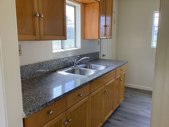 2nd image of 5930-5932 Loma Vista Ave #A
