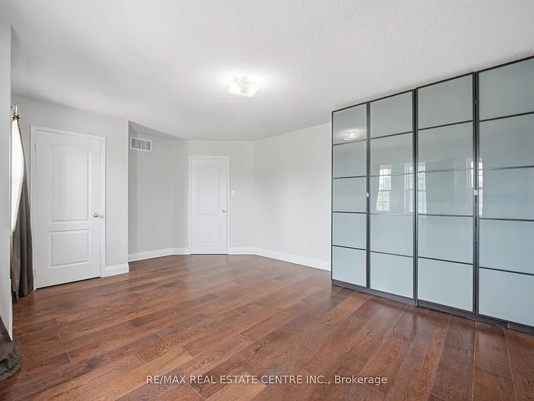 3857 Brinwood Gate #UPPER LEVEL — Photo 28