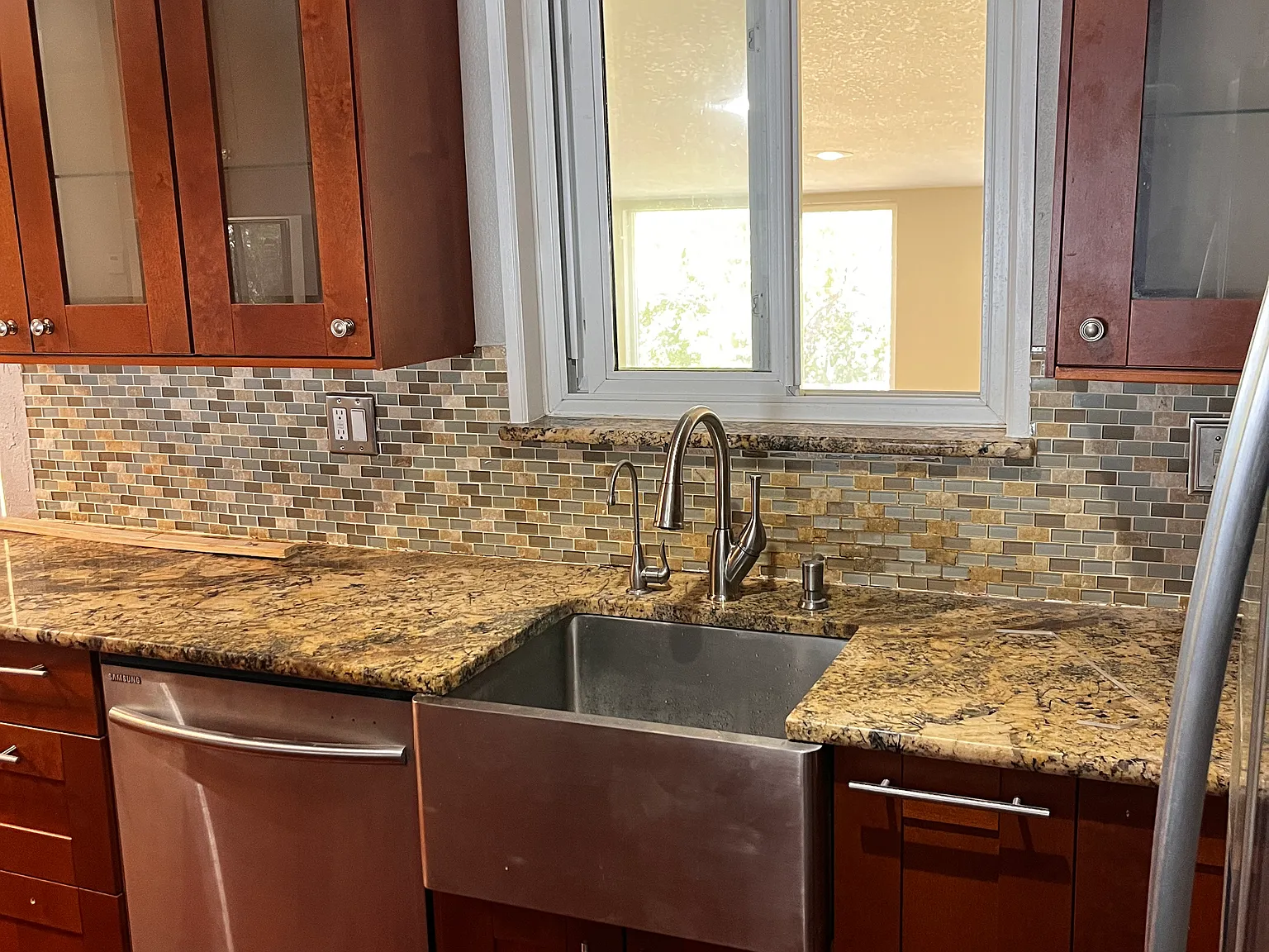 5 bed, 2034 sqft, $3,000 — Photo 3