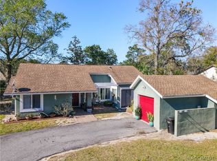 9049 Heather Blvd, Weeki Wachee, FL 34613
