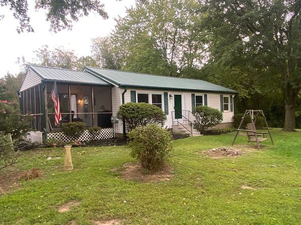 2926 Crystal Beach Rd