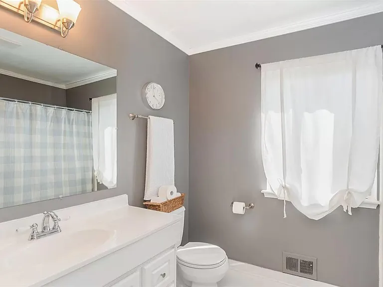 3255 Bolgos Cir — Photo 14