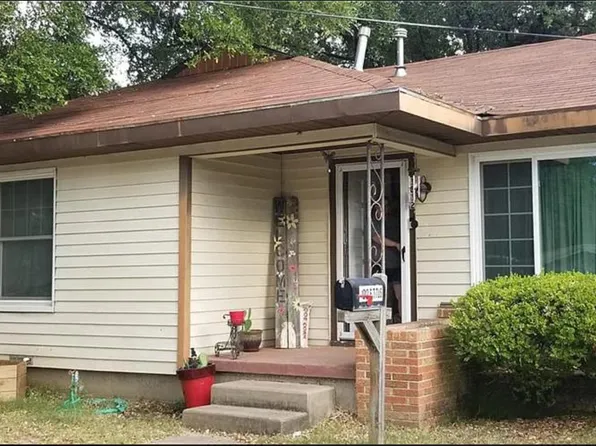 1012 E Titus St, Mexia, TX 76667