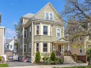 16 Fellsway W #1, Somerville, MA 02145