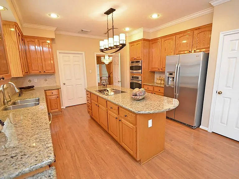 4407 April Meadow Way — Photo 14