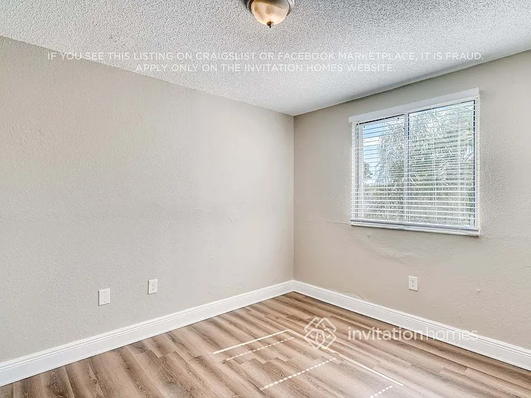13776 SW 145th Ter — Photo 9