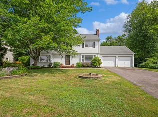 31 Glenwood Dr, Wethersfield, CT 06109