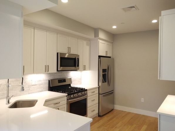 186 Havre St UNIT 4