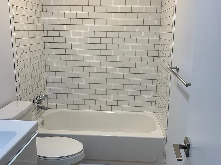 3202 Mossrock Dr #4 — Photo 11