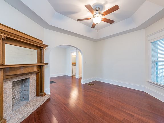 5th image of 2404 Elisha Ave